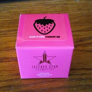 Jeffree Star velour lip scrub in Strawberry Gum